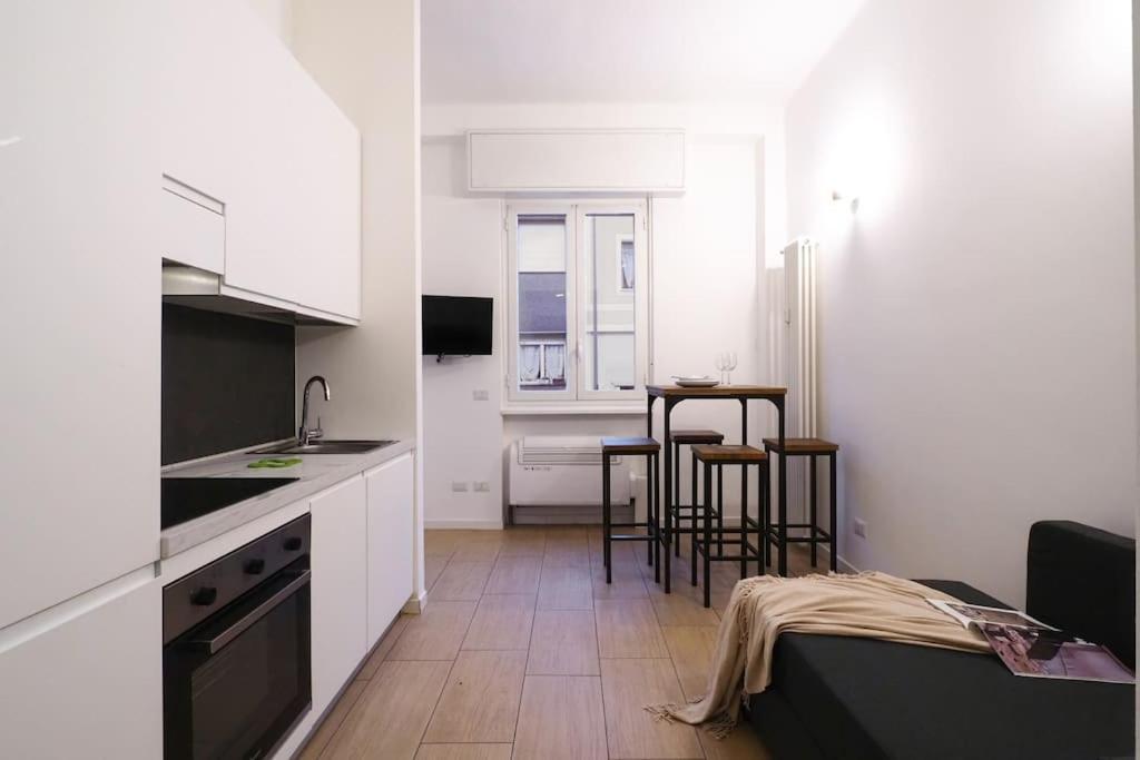Contempora Apartments - Bilocale Via Verro Мілан Екстер'єр фото